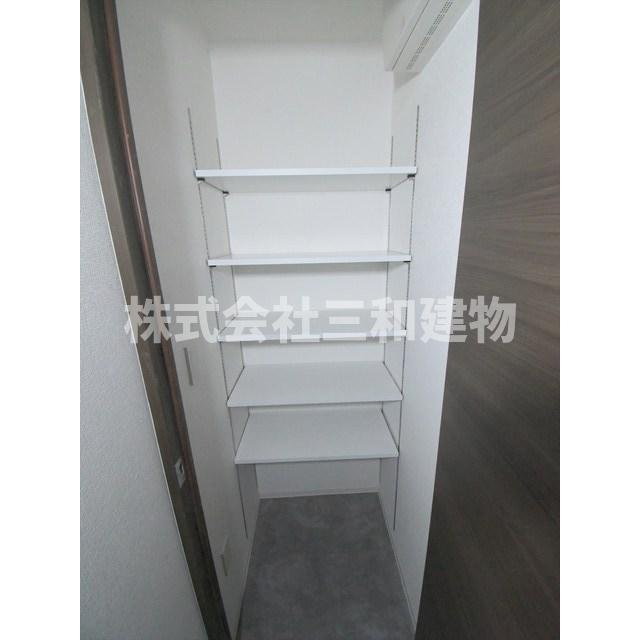 プライムガーデン若木の収納