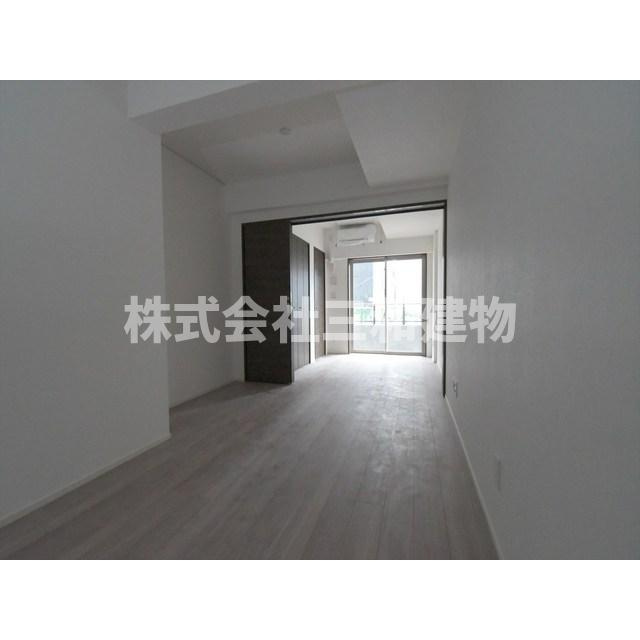 プライムガーデン若木の洋室