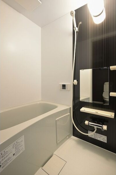 エスポワール堀田の浴室|コンパクトで使いやすいお風呂です