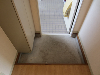 【玄関】 | リベックス3号館