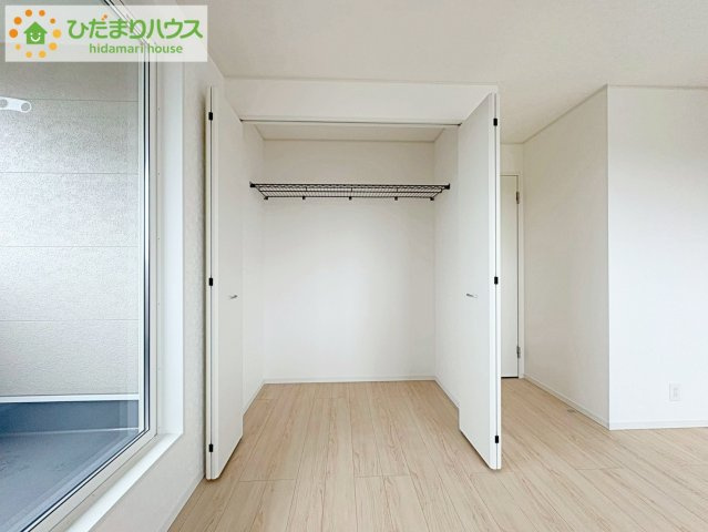 ひたちなか市平磯遠原町第2　新築戸建　3号棟の収納|全室にクローゼットが付いていて、お部屋の住空間もスッキリ広々つかえそうです(^^)/