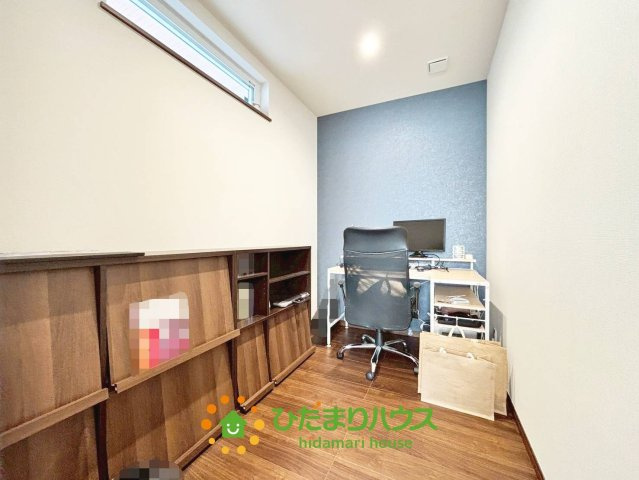 久喜市伊坂中央2丁目　中古一戸建てのその他|DENスペースでは、納戸としてだけでなくワーキングスペースや書斎として使い方も自由です！