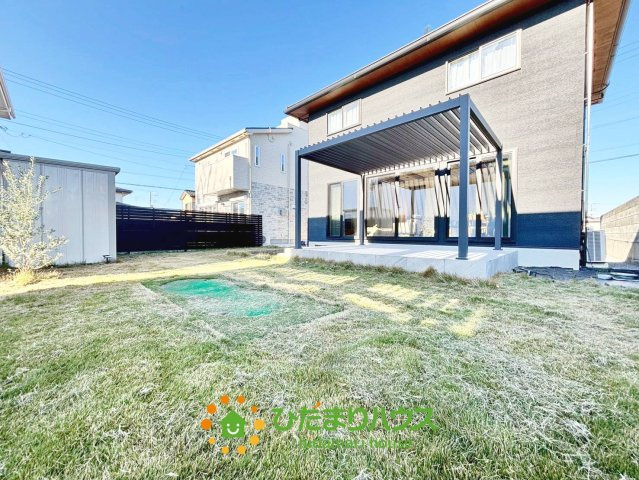 久喜市伊坂中央2丁目　中古一戸建ての庭|大きなお庭でBBQやゴルフの練習も可能！