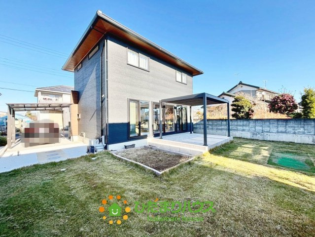 久喜市伊坂中央2丁目　中古一戸建ての外観|注文住宅ならではの、シンプルながらもオシャレな外観！