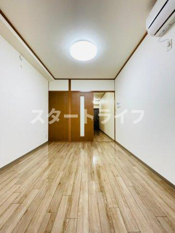 大阪市東淀川区東中島１丁目の賃貸マンションの寝室