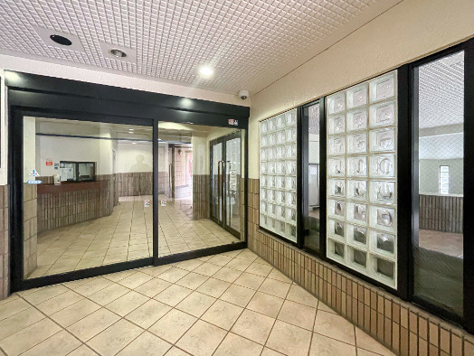 ライオンズシティ西日暮里のエントランス