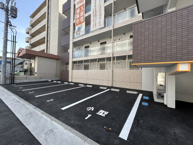 【駐車場】ミモザヒルズ岡山医大南