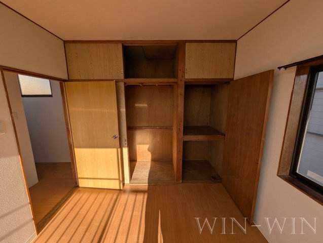 岩屋町貸家 Bの収納