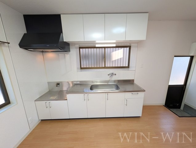 岩屋町貸家 Bのキッチン