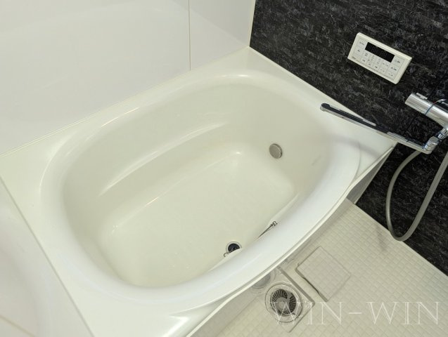 岩屋町貸家 Bの浴室