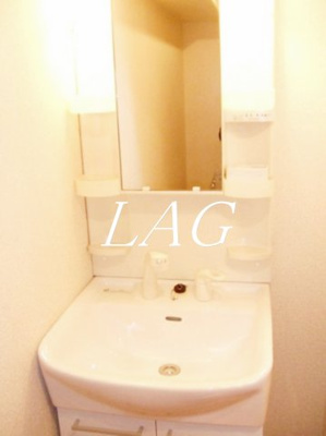 【洗面所】 | 第三戸谷ビル | 洗面台です。
