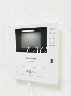 【セキュリティ】 | メゾンドＡⅠ | モニター付きインターフォンです。