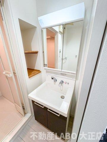 クレアジオーネ中之島西の洗面所