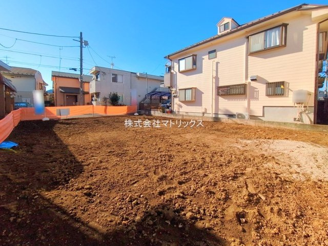 練馬区春日町1丁目　建築条件なし×南道路　限定1区画の前面道路含む現地写真