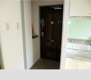 東芦屋マンションの玄関