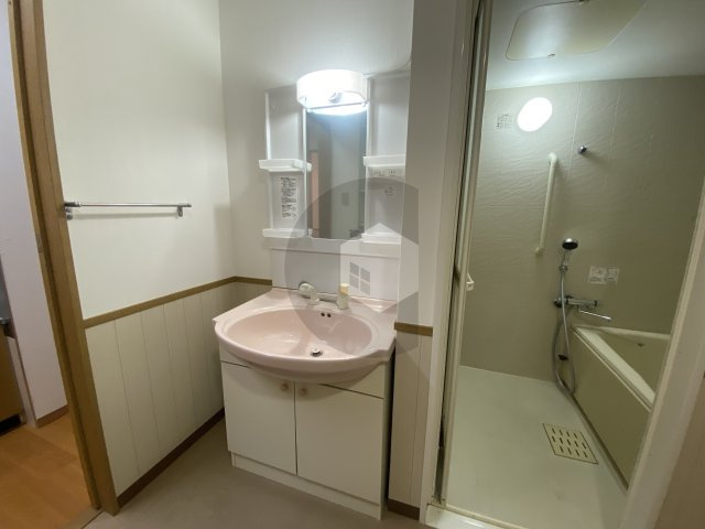 プロスペリテの独立洗面台