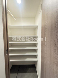 【玄関】 | ザ・パークハビオ谷町六丁目クロス | 玄関です