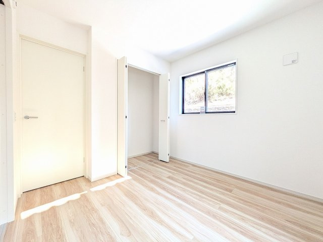 八王子市　打越町　新築一戸建て　４期の収納|～収納力の高いクローゼット完備～