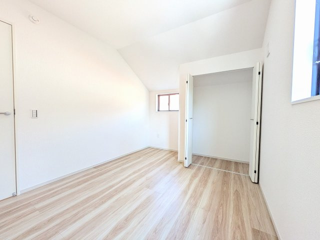 八王子市　打越町　新築一戸建て　４期の収納|～収納力の高いクローゼット完備～