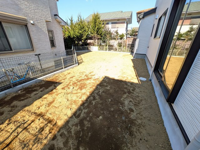 八王子市　打越町　新築一戸建て　４期の庭|～ガーデニングなども楽しめる広い庭付き～