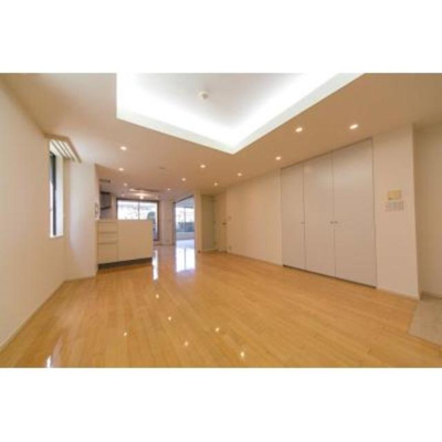 【居間・リビング】 | パーク・コート南麻布ヒルトップレジデンス | ※写真は同タイプ住戸です。