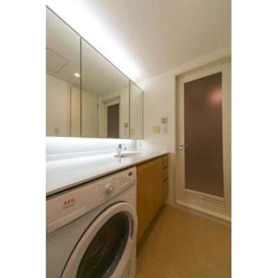 【洗面所】 | パーク・コート南麻布ヒルトップレジデンス | ※写真は同タイプ住戸です。