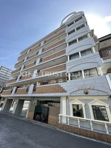 メゾン阪下の外観|落ち着いた雰囲気の外観です