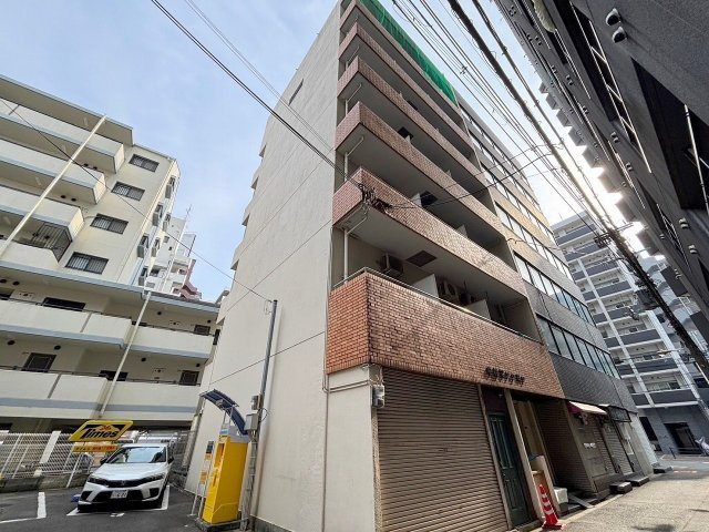 中村マンションの外観
