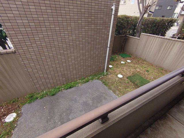 【庭】 | サーパス宝塚