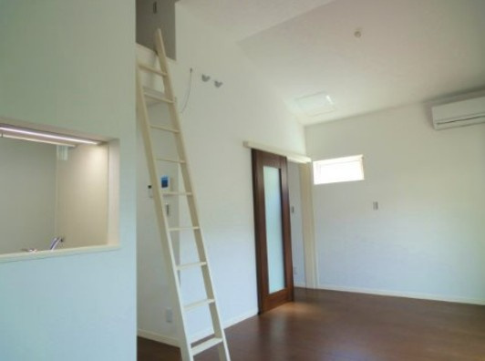 シャンティニエ　コノム