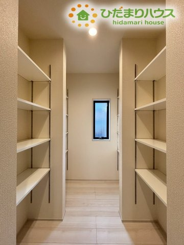 深谷市岡里　第2　新築一戸建て　リーブルガーデン　01の収納