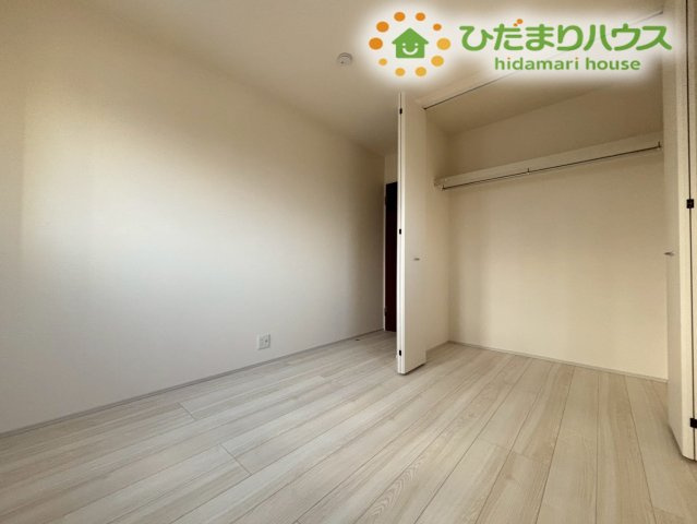 深谷市岡里　第2　新築一戸建て　リーブルガーデン　01の洋室