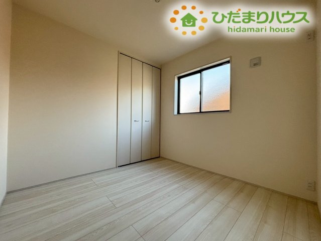 深谷市岡里　第2　新築一戸建て　リーブルガーデン　01の洋室