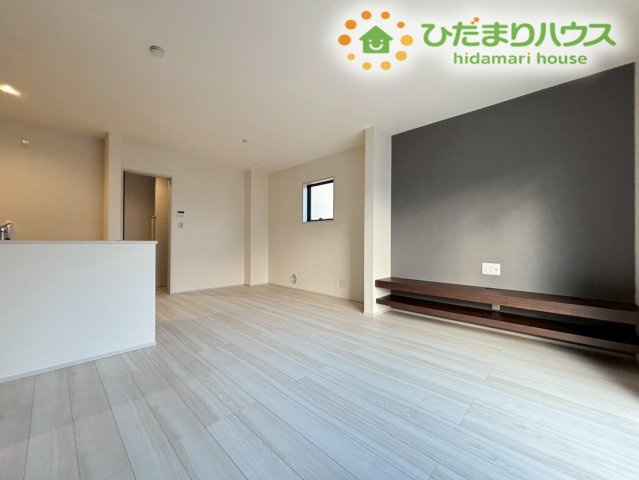 深谷市岡里　第2　新築一戸建て　リーブルガーデン　01の居間・リビング