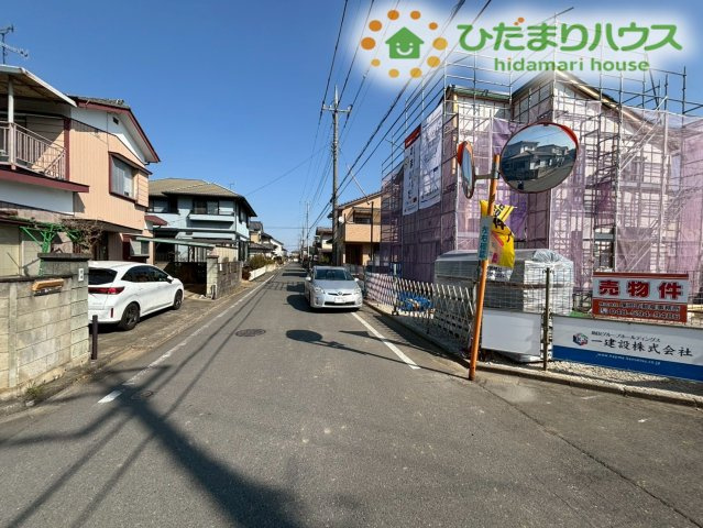 深谷市岡里　第2　新築一戸建て　リーブルガーデン　01の駐車場