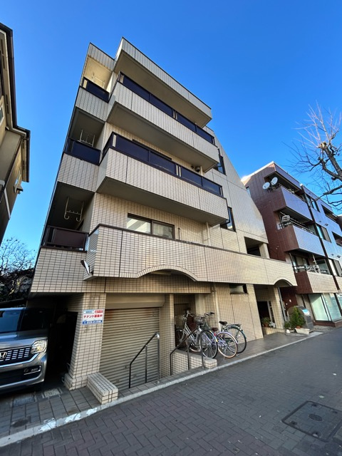 武蔵野市吉祥寺北町１丁目の賃貸マンションの外観