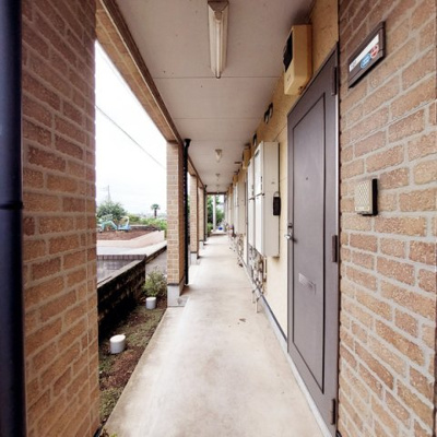 【エントランス】 | スリー・Ｗｏｏｄ