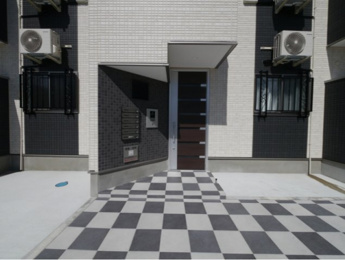 【エントランス】