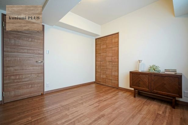 ファミール関目・高殿の洋室