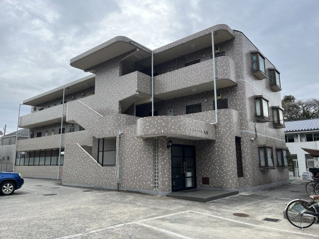 ラフィナート菊名の外観