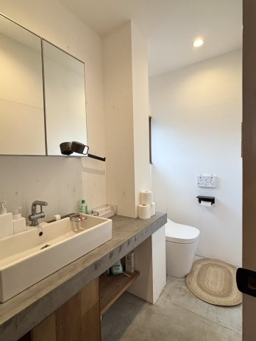 堺市堺区櫛屋町東4丁　中古戸建のその他|洗面・トイレ