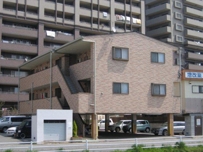 【外観】 | ベルニーニ博多南