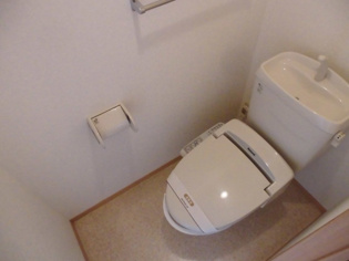 温水洗浄暖房便座です