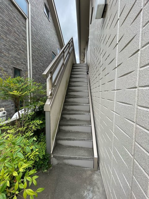 ジュネス豪徳寺のエントランス|エントランス