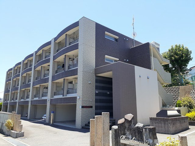 レジデンス　薪