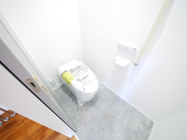 大網白里市みずほ台3　新築戸建のトイレ|スーパー 主婦の店徒歩約7分  ３LDKパントリー付 駐車3台可 都市ガス上下水 閑静な分譲地内