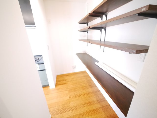 大網白里市みずほ台3　新築戸建の収納|スーパー 主婦の店徒歩約7分  ３LDKパントリー付 駐車3台可 都市ガス上下水 閑静な分譲地内