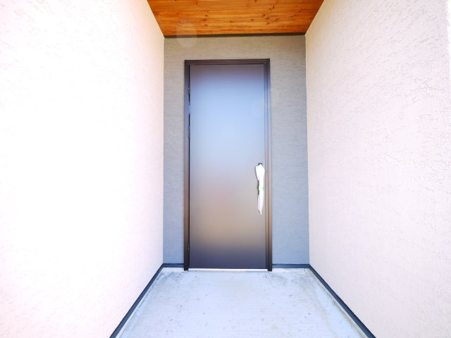 大網白里市みずほ台3　新築戸建の玄関|スーパー 主婦の店徒歩約7分  ３LDKパントリー付 駐車3台可 都市ガス上下水 閑静な分譲地内