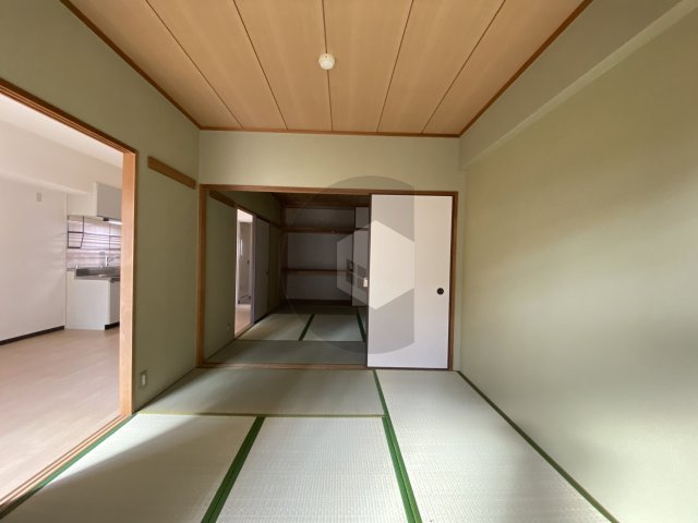 ローレルハイツ花園の和室