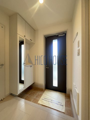 グレイス・ヴィブレAの玄関